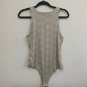 Gaze Cream and Black Patterned Bodysuit